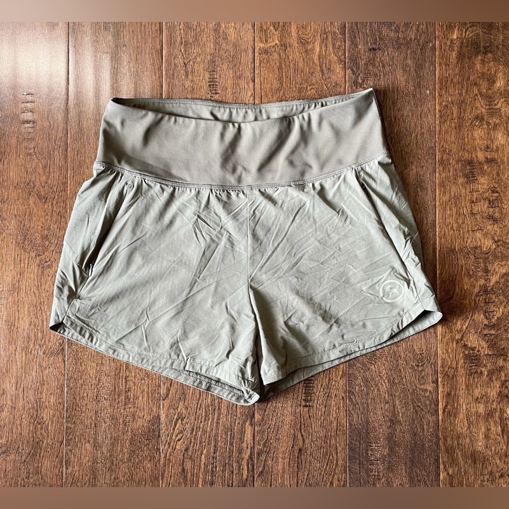 Backcountry Women's Hiking Walking Running Shorts Olive Green Size M